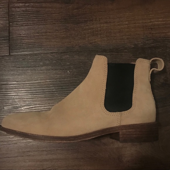 Madewell Chelsea boots - Picture 2 of 5